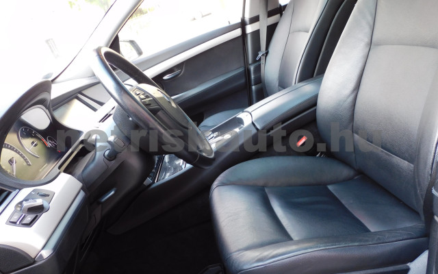 BMW 5-ös sorozat 530d xDrive Aut. személygépkocsi - 2993cm3 Diesel 120242 5/12