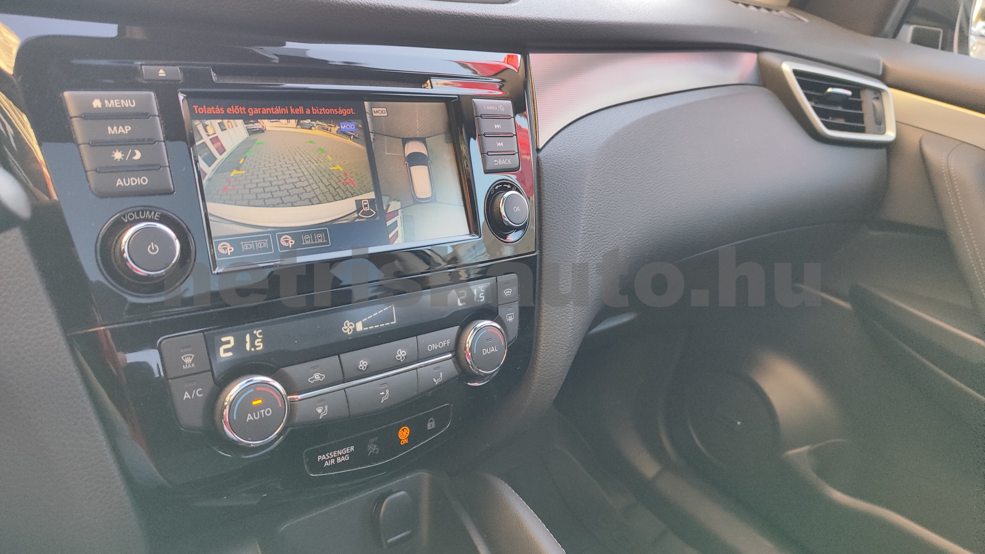 NISSAN Qashqai 1.7 dCi Tekna 4x4 Xtronic személygépkocsi - 1749cm3 Diesel 121338 6/12