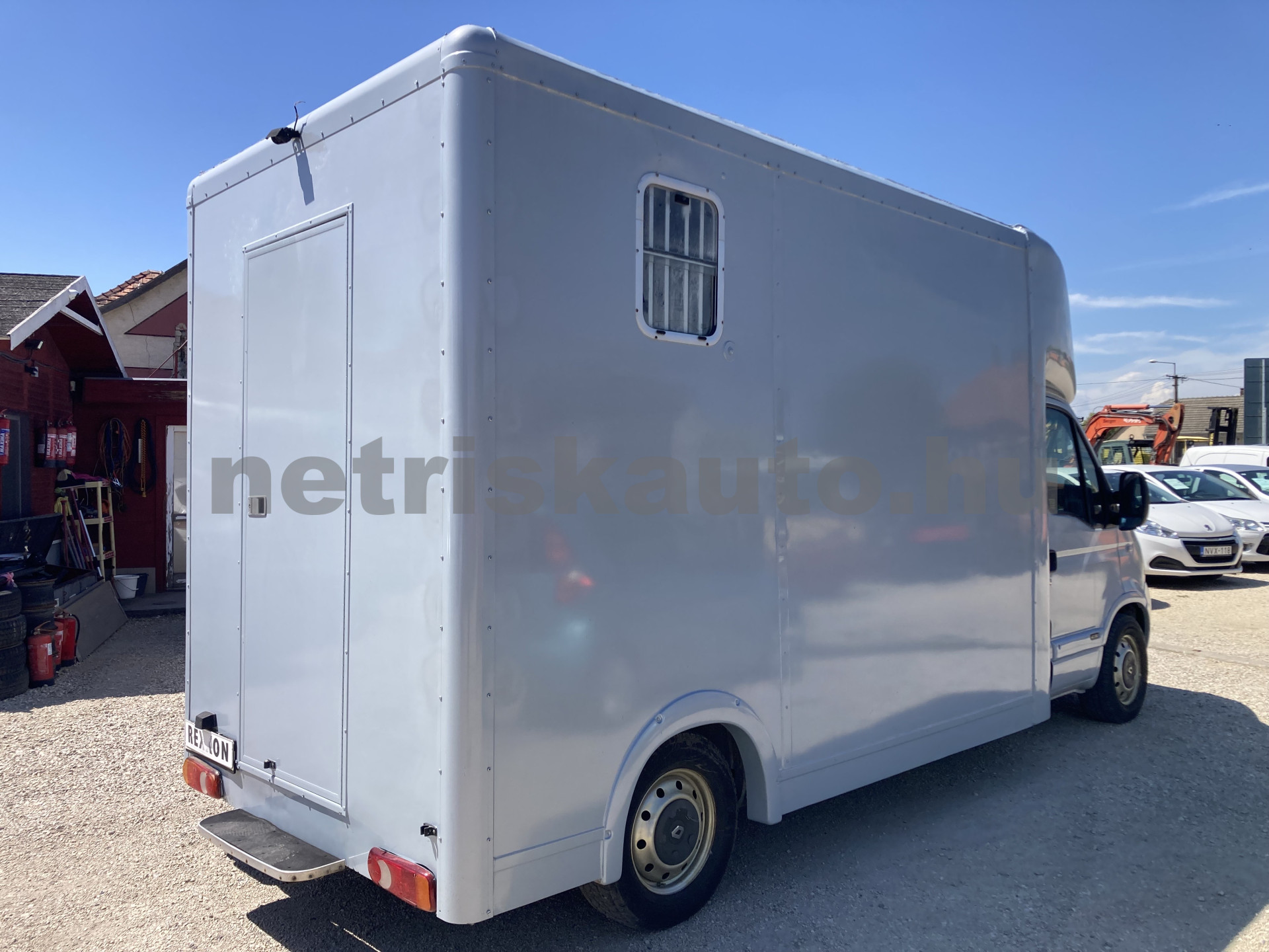 RENAULT Master 2.5 dCi L3H1 tehergépkocsi 3,5t össztömegig - 2463cm3 Diesel 121167 4/12