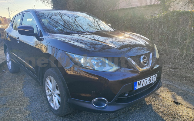 NISSAN Qashqai 1.6 dCi Tekna személygépkocsi - 1598cm3 Diesel 121405 11/12