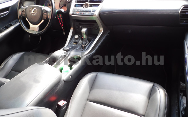 LEXUS NX 300h Comfort CVT személygépkocsi - 2494cm3 Hybrid 120399 8/12