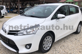 TOYOTA Corolla Verso/Verso 1.6 D-4D Active személygépkocsi - 1598cm3 Diesel 119938