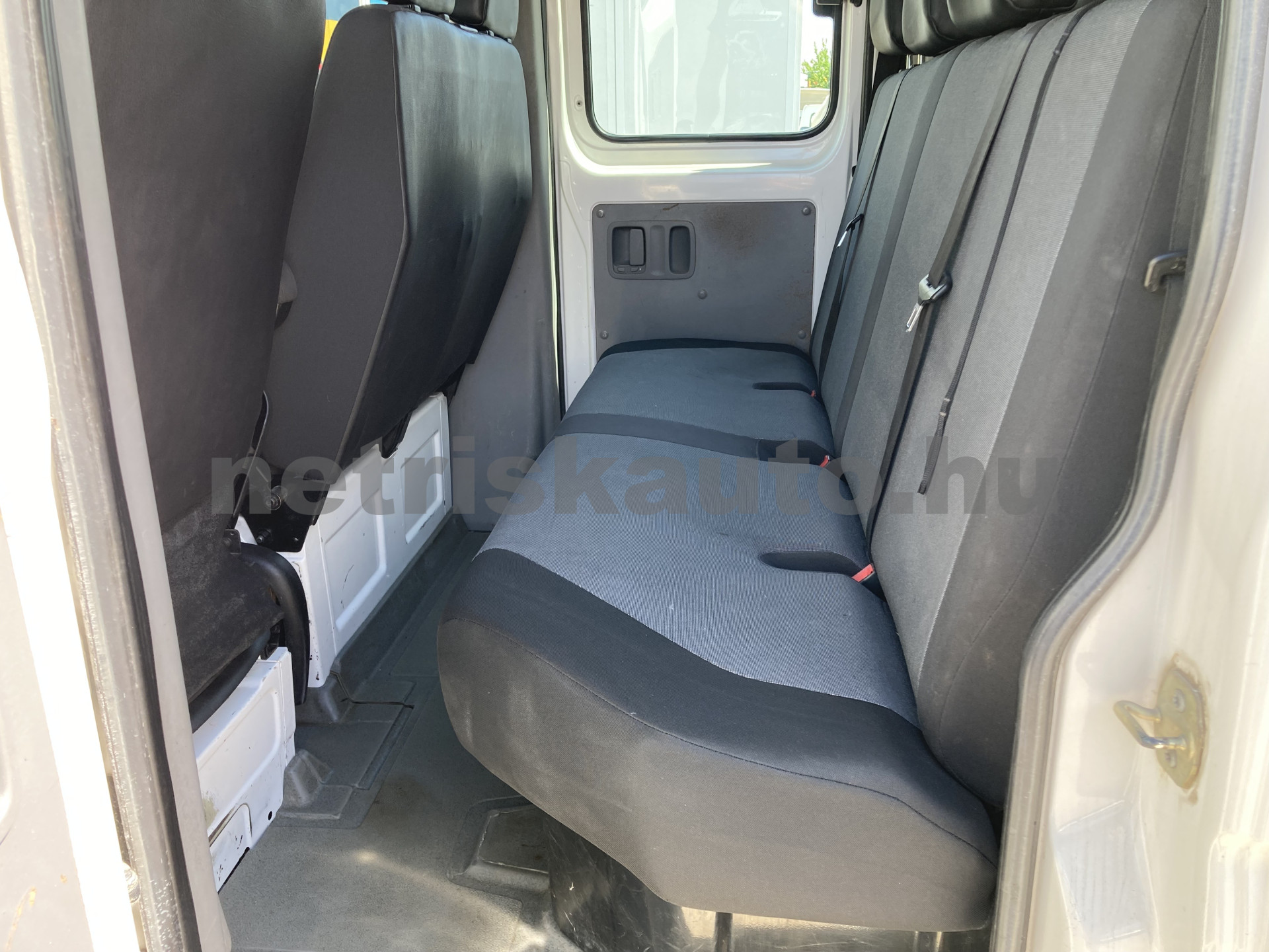 VW Crafter 2.0 CR TDI 35 L2 tehergépkocsi 3,5t össztömegig - 1968cm3 Diesel 121470 9/10