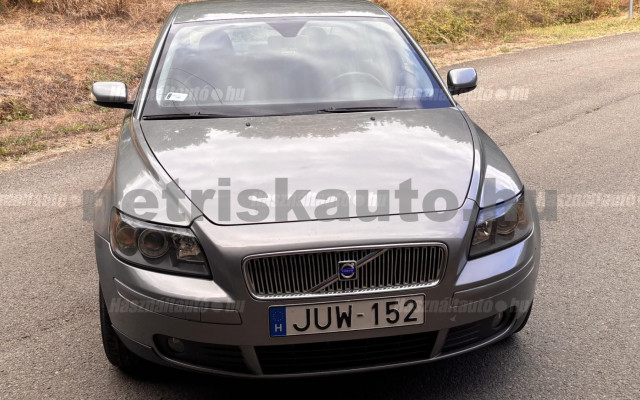 VOLVO S40 1.6 Momentum személygépkocsi - 1596cm3 Benzin 121595 4/9