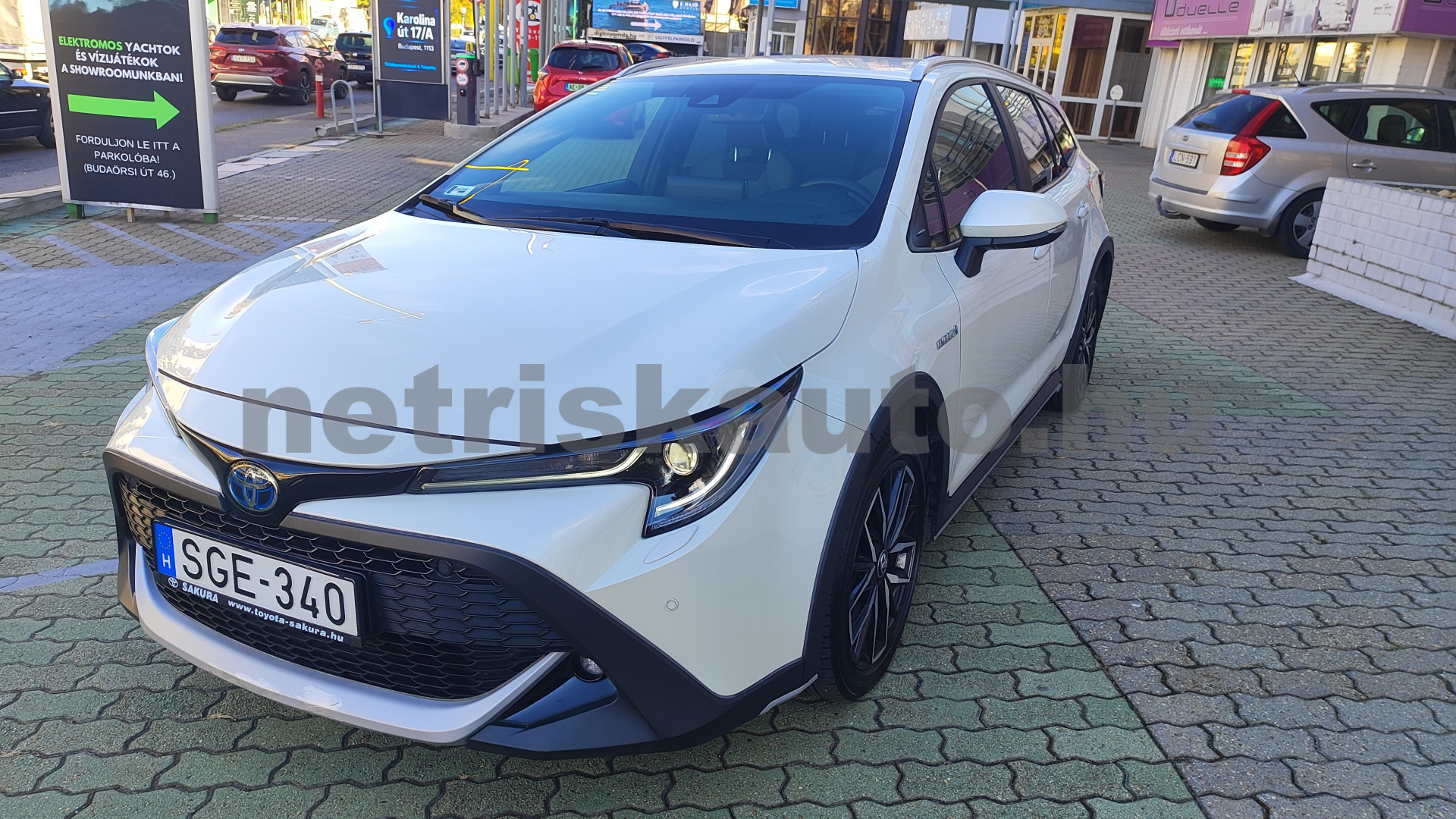 TOYOTA Corolla 1.8 Hybrid Trek e-CVT személygépkocsi - 1798cm3 Hybrid 121589 11/12