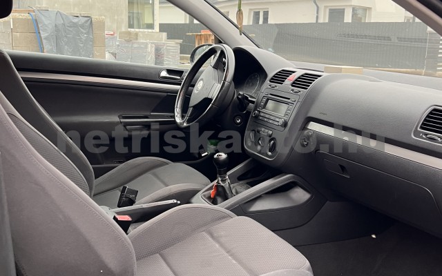 VW Golf 1.6 FSI Trendline személygépkocsi - 1598cm3 Benzin 119839 8/10