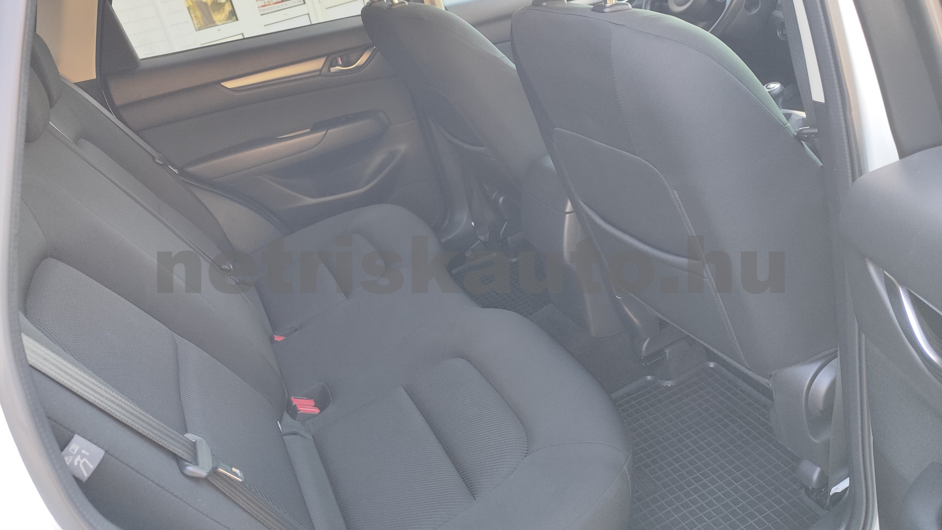 MAZDA CX-5 2.0i Attraction személygépkocsi - 1998cm3 Benzin 121598 9/12