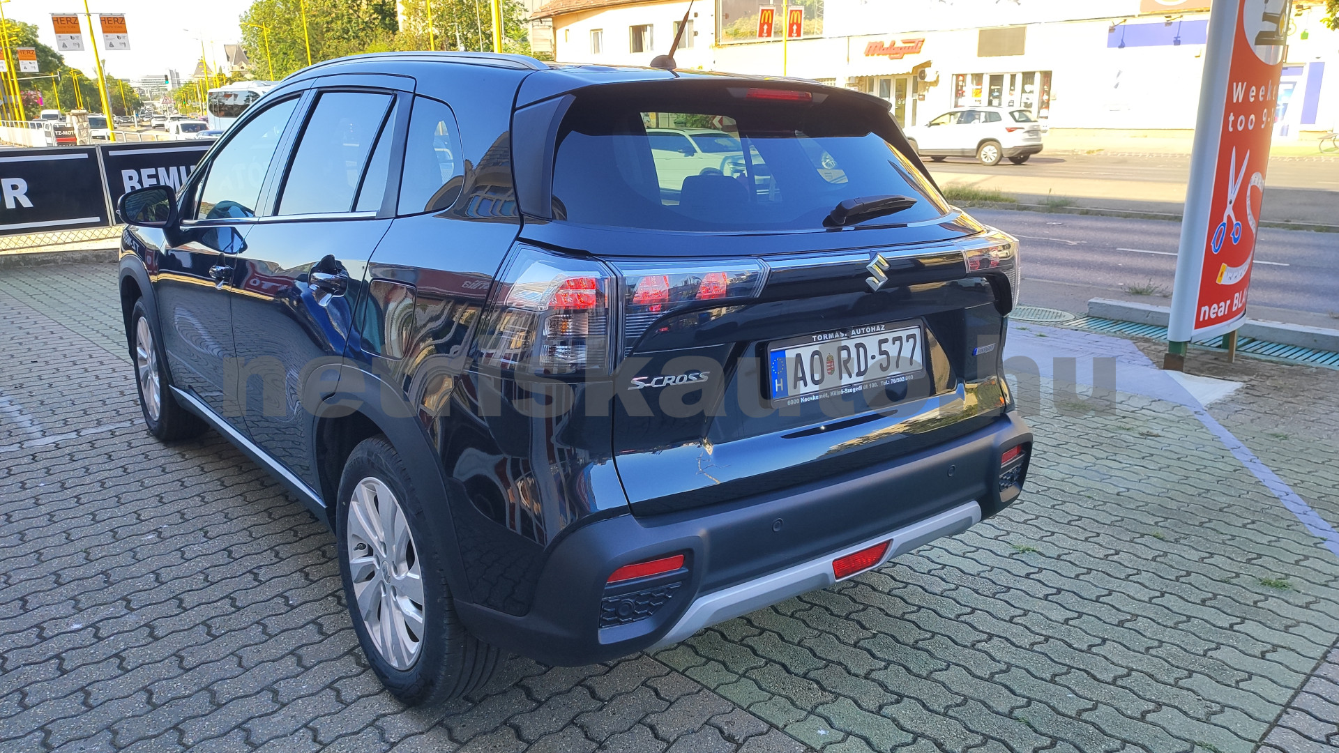 SUZUKI S-Cross 1.4 Hybrid GL+ személygépkocsi - 1373cm3 Hybrid 121543 2/12