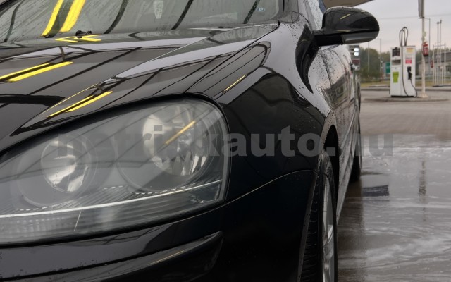 VW Golf 1.6 FSI Trendline személygépkocsi - 1598cm3 Benzin 119839 3/10