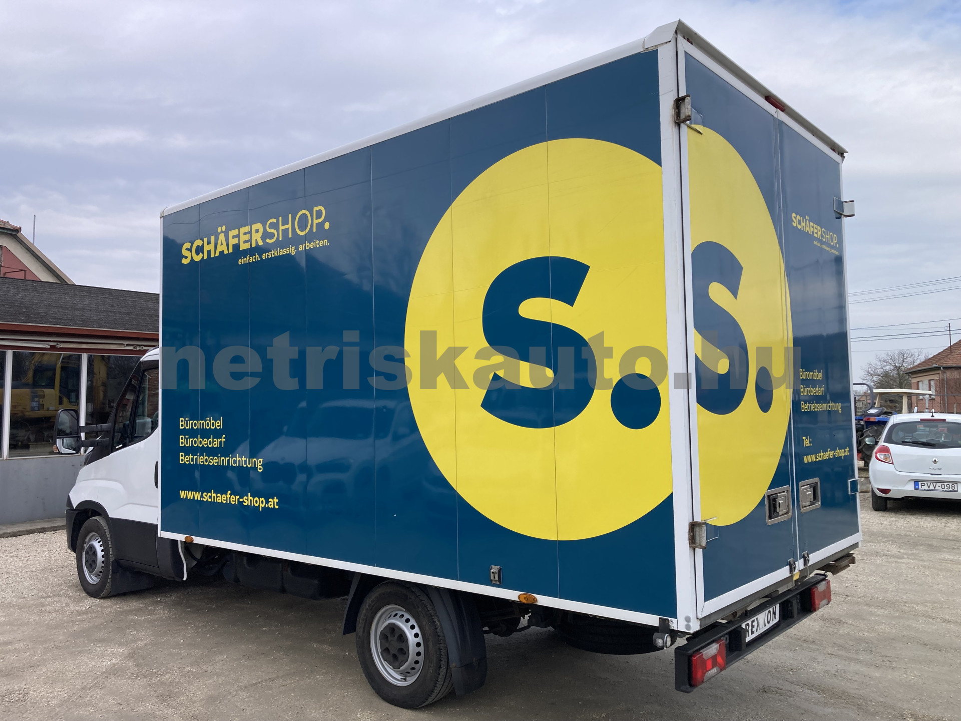 IVECO 35 35 S 18 3750 Aut. tehergépkocsi 3,5t össztömegig - 2998cm3 Diesel 121113 3/8