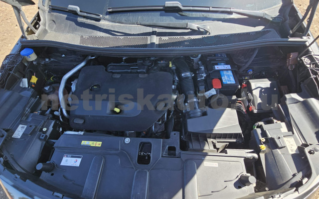 PEUGEOT 5008 2.0 BlueHDi Allure Pack EAT8 (7 sz személygépkocsi - 1997cm3 Diesel 121562 11/11