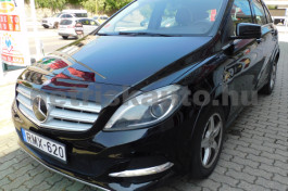 MERCEDES-BENZ B-osztály B 200 7G-DCT személygépkocsi - 1991cm3 Benzin 121197