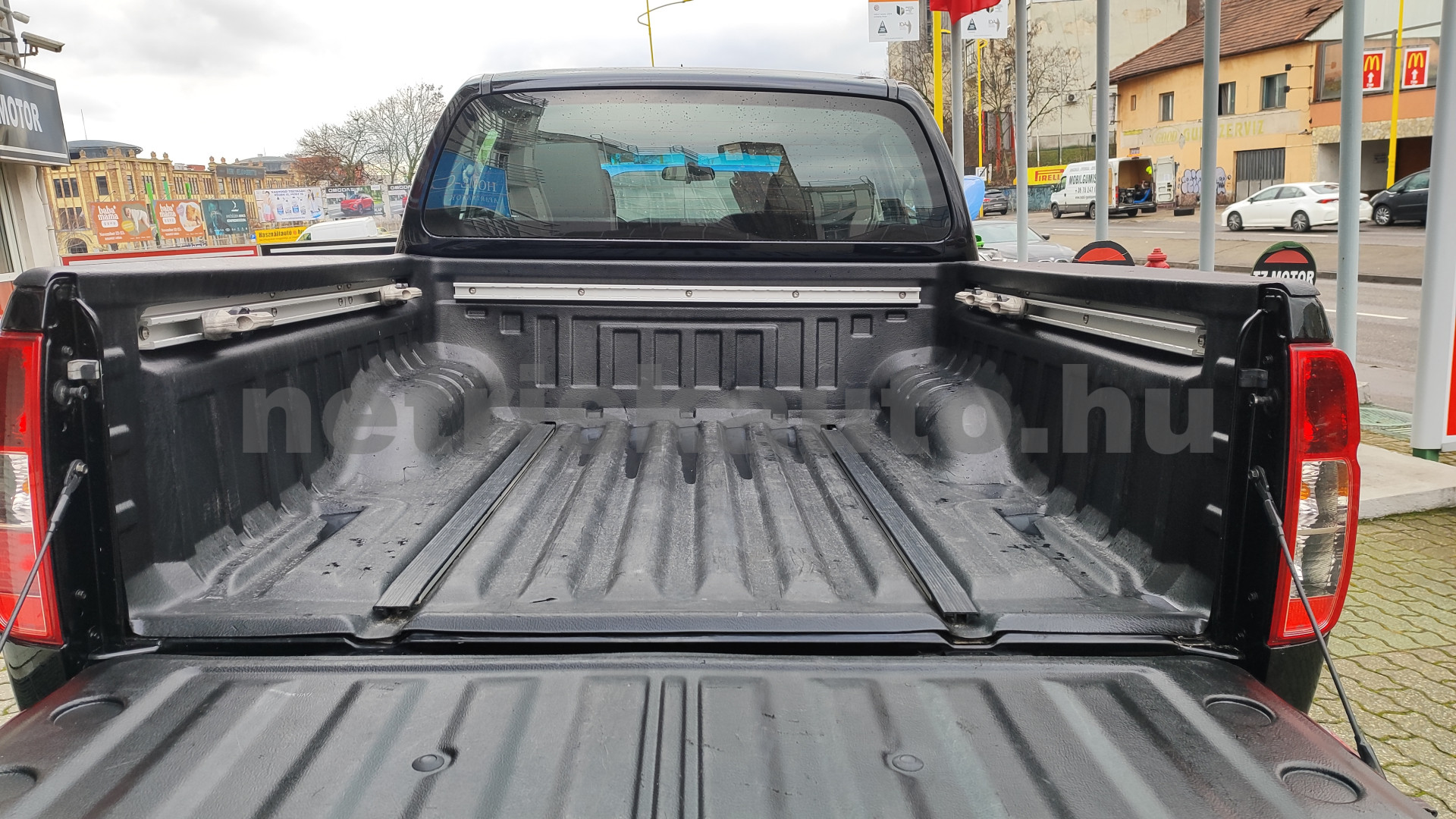 NISSAN Navara 2.5D Double Cab SE 4WD EURO5 tehergépkocsi 3,5t össztömegig - 2488cm3 Diesel 121378 4/12