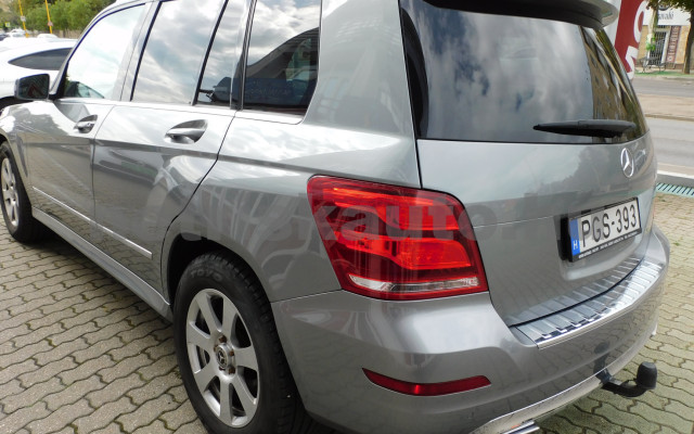 MERCEDES-BENZ GLK-osztály GLK 220 BlueTEC 4Matic Aut. személygépkocsi - 2143cm3 Diesel 120402 2/12