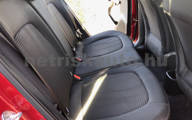 HYUNDAI i10 1.0 MPi Comfort személygépkocsi - 998cm3 Benzin 119951 11/12