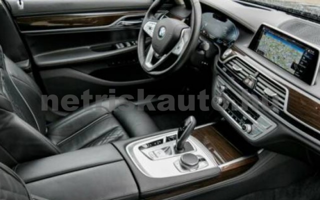 BMW 745 személygépkocsi - 2998cm3 Hybrid 117465 3/7