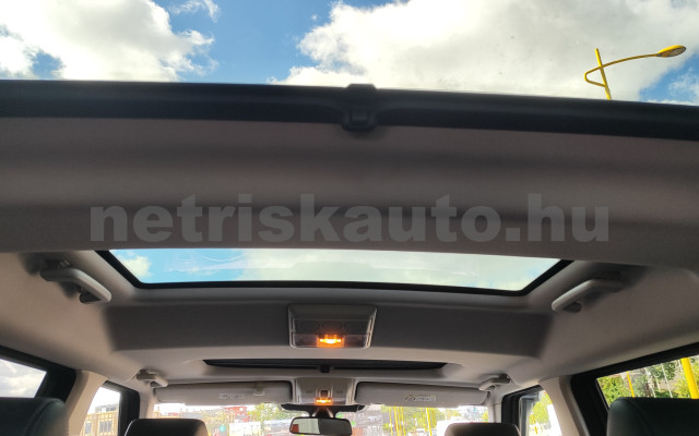 LAND ROVER Discovery 3.0 SDV6 HSE Aut. [7 személy] személygépkocsi - 2993cm3 Diesel 121499 7/12