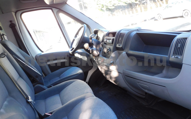 PEUGEOT Boxer 2.2 HDi 350 CHDC L3 tehergépkocsi 3,5t össztömegig - 2197cm3 Diesel 120476 8/12