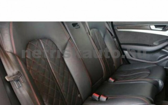 AUDI S8 személygépkocsi - 3993cm3 Benzin 117133 4/5