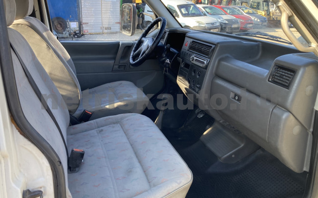 VW Transporter 2.5 7DM 1T2 tehergépkocsi 3,5t össztömegig - 2461cm3 Diesel 120044 8/9