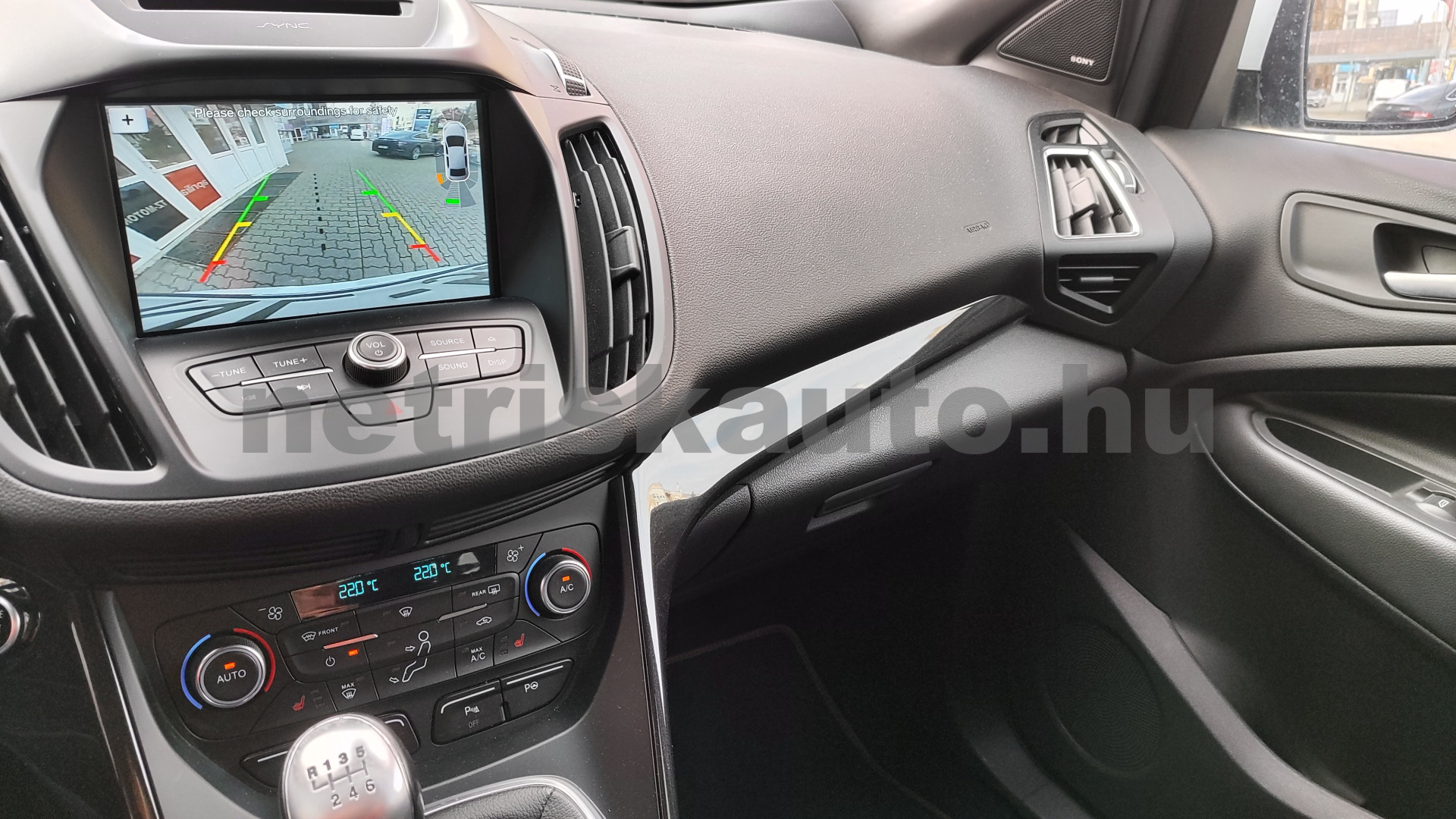 FORD Kuga 2.0 TDCi ST-Line AWD személygépkocsi - 1997cm3 Diesel 121421 7/12