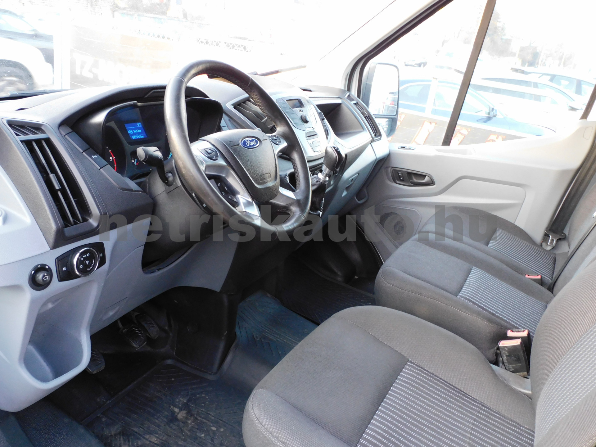 FORD Transit 2.0 TDCi 350 LWB Trend tehergépkocsi 3,5t össztömegig - 1995cm3 Diesel 121006 6/12