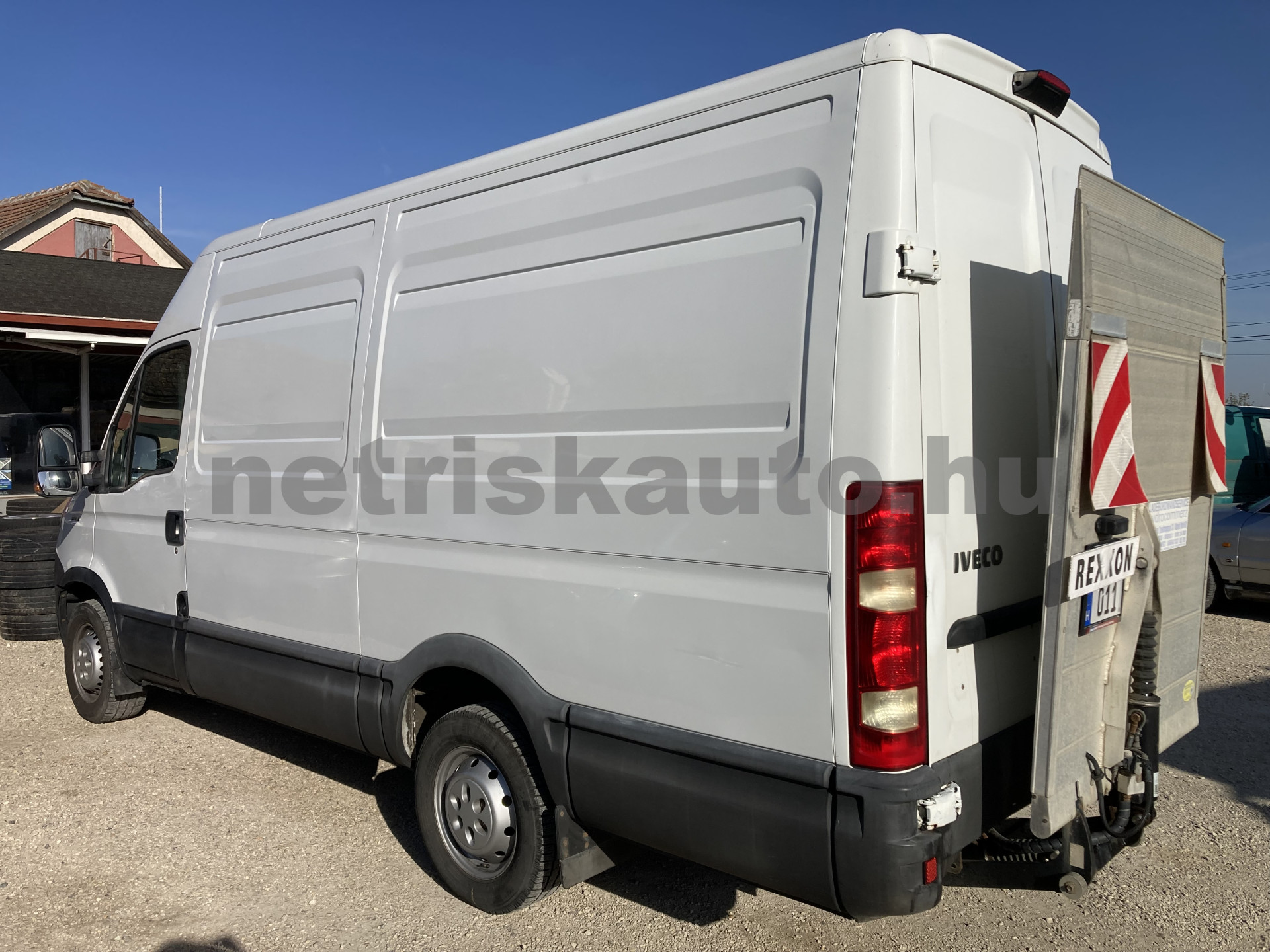 IVECO 35 35 S 13 V 3300 H2 tehergépkocsi 3,5t össztömegig - 2287cm3 Diesel 120445 3/10