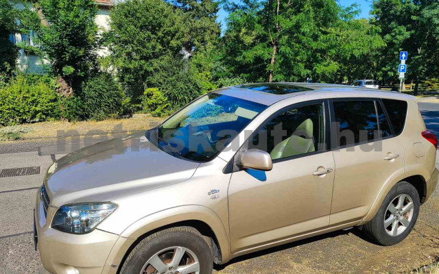 TOYOTA Rav4 2.2 D-4D X Leather személygépkocsi - 2231cm3 Diesel 121518 12/12