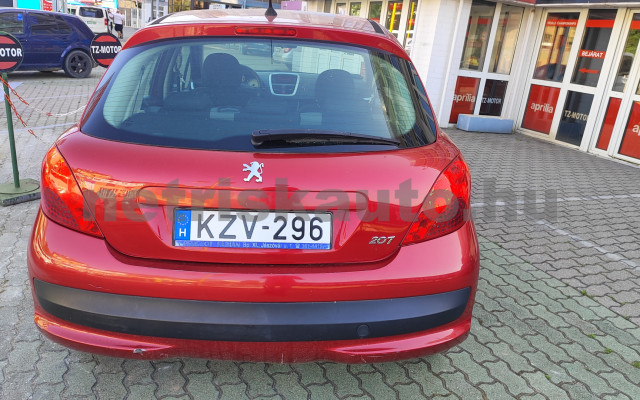 PEUGEOT 207 1.4 HDi Trendy személygépkocsi - 1398cm3 Diesel 121480 4/12