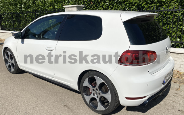 VW Golf 2.0 TSI GTI személygépkocsi - 1984cm3 Benzin 121577 2/12