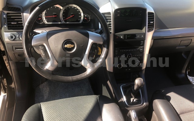 CHEVROLET Captiva 2.0 D LS 2WD személygépkocsi - 1991cm3 Diesel 119642 8/12