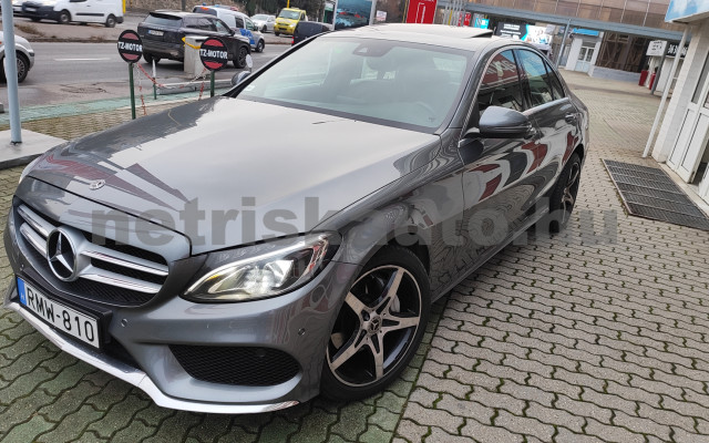 MERCEDES-BENZ C-osztály C 200 4Matic 9G-TRONIC személygépkocsi - 1991cm3 Benzin 121345 12/12