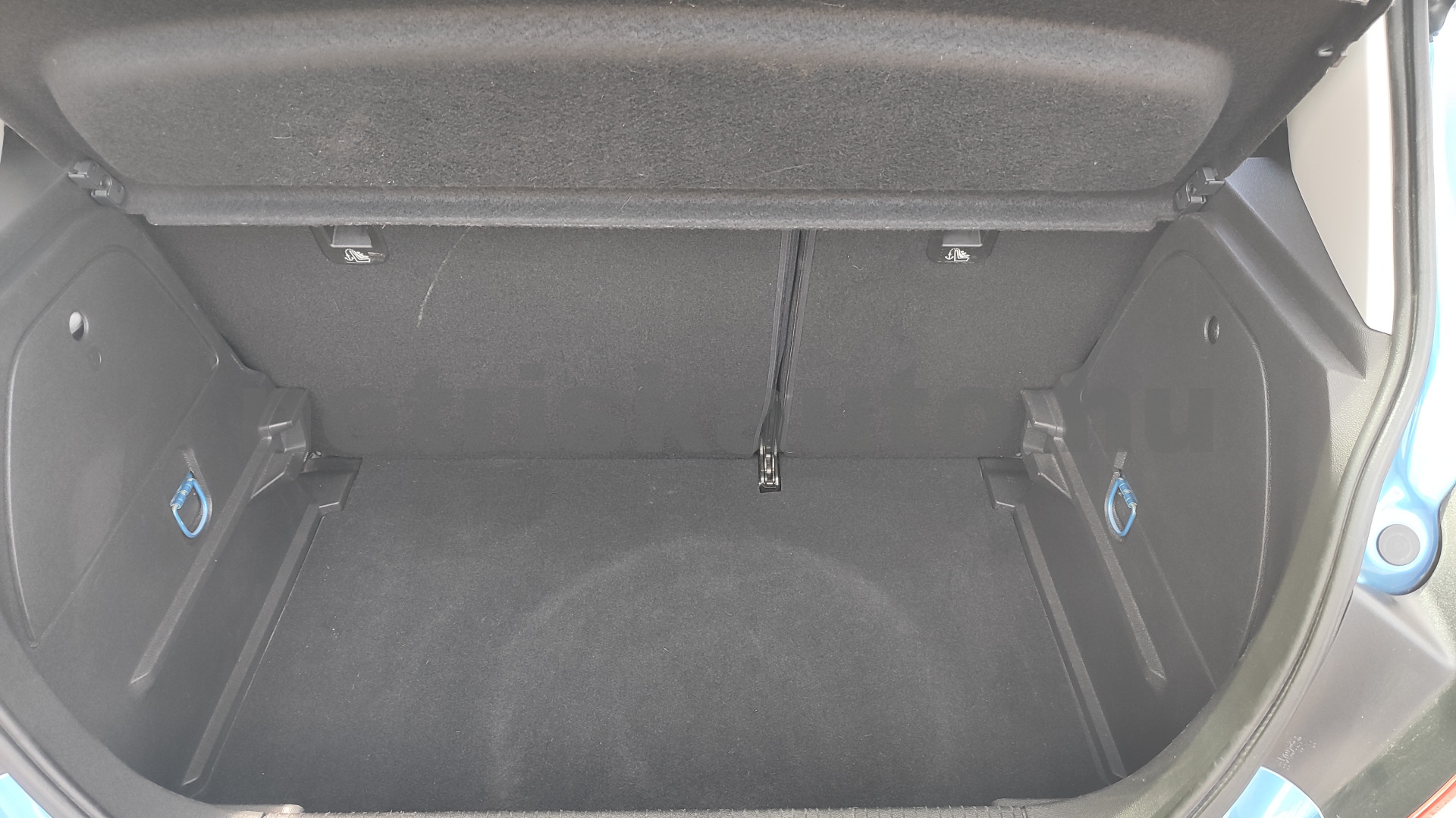 OPEL Corsa 1.4 Enjoy Aut. személygépkocsi - 1398cm3 Benzin 121472 10/12