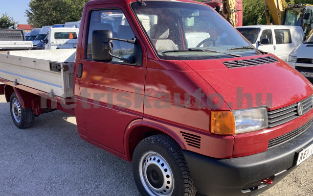 VW Transporter 2.5 7DL 1K2 F tehergépkocsi 3,5t össztömegig - 2461cm3 Diesel 121579 2/7