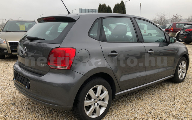 VW Polo 1.2 70 Highline személygépkocsi - 1198cm3 Benzin 119998 5/12