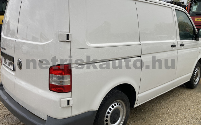 VW Transporter 2.0 CR TDI Power tehergépkocsi 3,5t össztömegig - 1968cm3 Diesel 120501 2/9