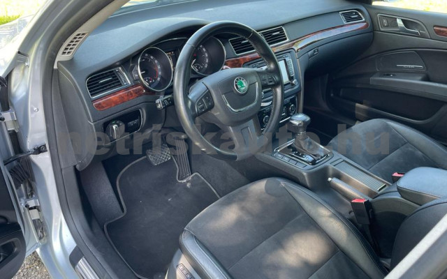 SKODA Superb 2.0 CR TDI Elegance DSG személygépkocsi - 1968cm3 Diesel 120254 11/47