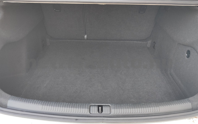 AUDI A3 30 TDI Design személygépkocsi - 1598cm3 Diesel 121512 10/12