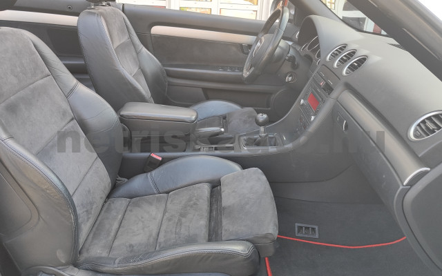 AUDI A4 2.0 PD TDI DPF személygépkocsi - 1968cm3 Diesel 121494 8/12