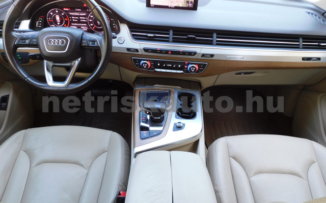 AUDI Q7 3.0 V6 TDI quattro tiptronic személygépkocsi - 2967cm3 Diesel 121140 7/12
