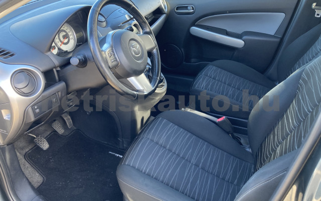 MAZDA Mazda 2 1.3i TE Plus személygépkocsi - 1349cm3 Benzin 120500 5/10