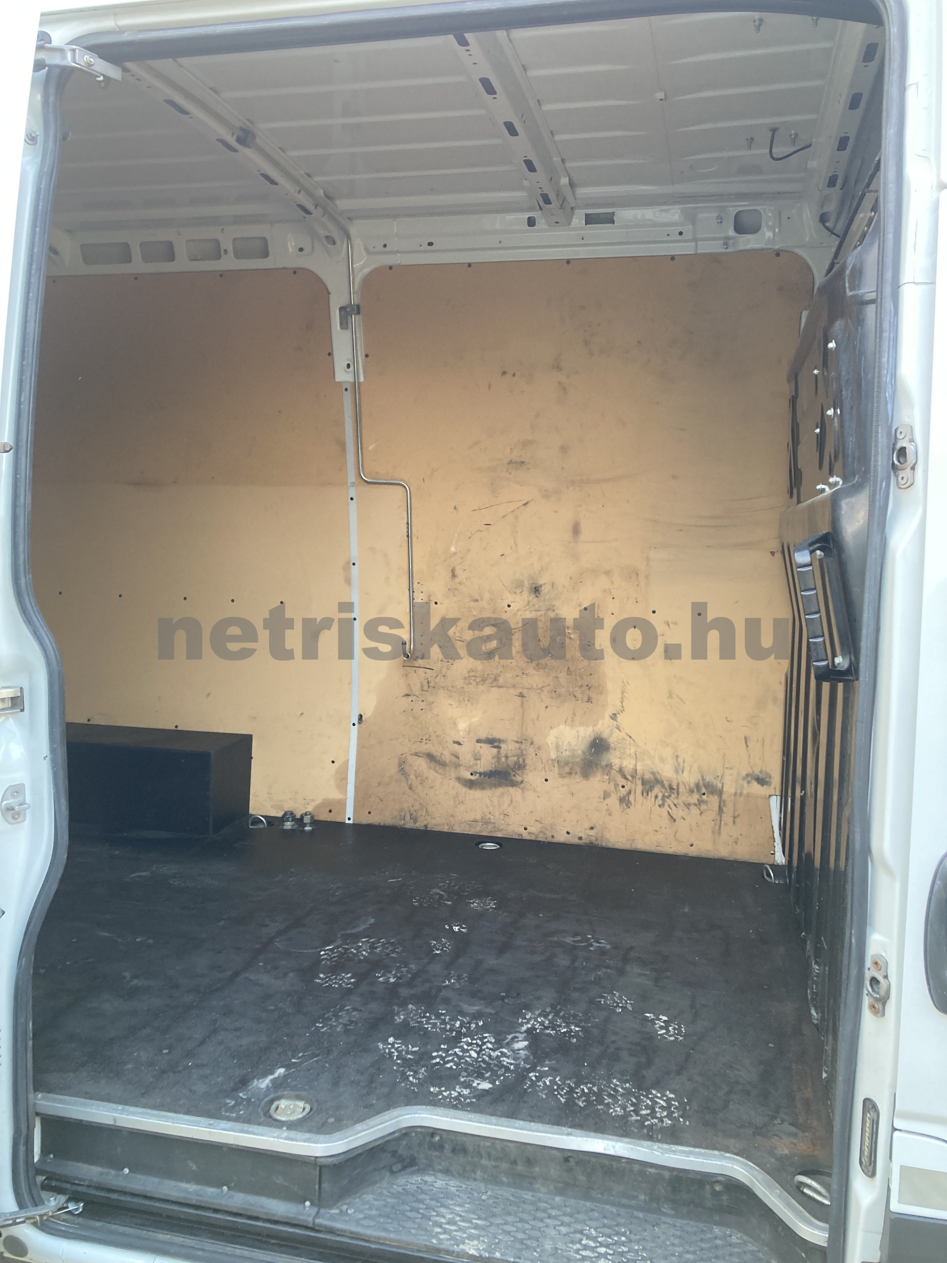 IVECO 35 35 S 15 V 3520 H2 tehergépkocsi 3,5t össztömegig - 2998cm3 Diesel 121065 8/9