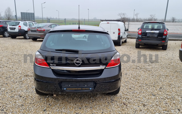 OPEL Astra 1.8 Cosmo személygépkocsi - 1796cm3 Benzin 119993 6/12