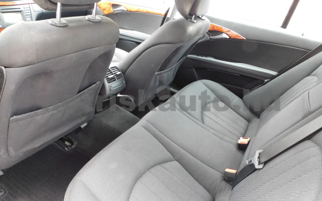 MERCEDES-BENZ E-osztály E 280 Avantgarde személygépkocsi - 2996cm3 Benzin 121216 11/12