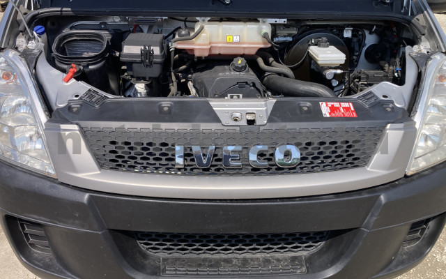 IVECO 35 35 C 13 D 3750 tehergépkocsi 3,5t össztömegig - 2286cm3 Diesel 120755 6/8