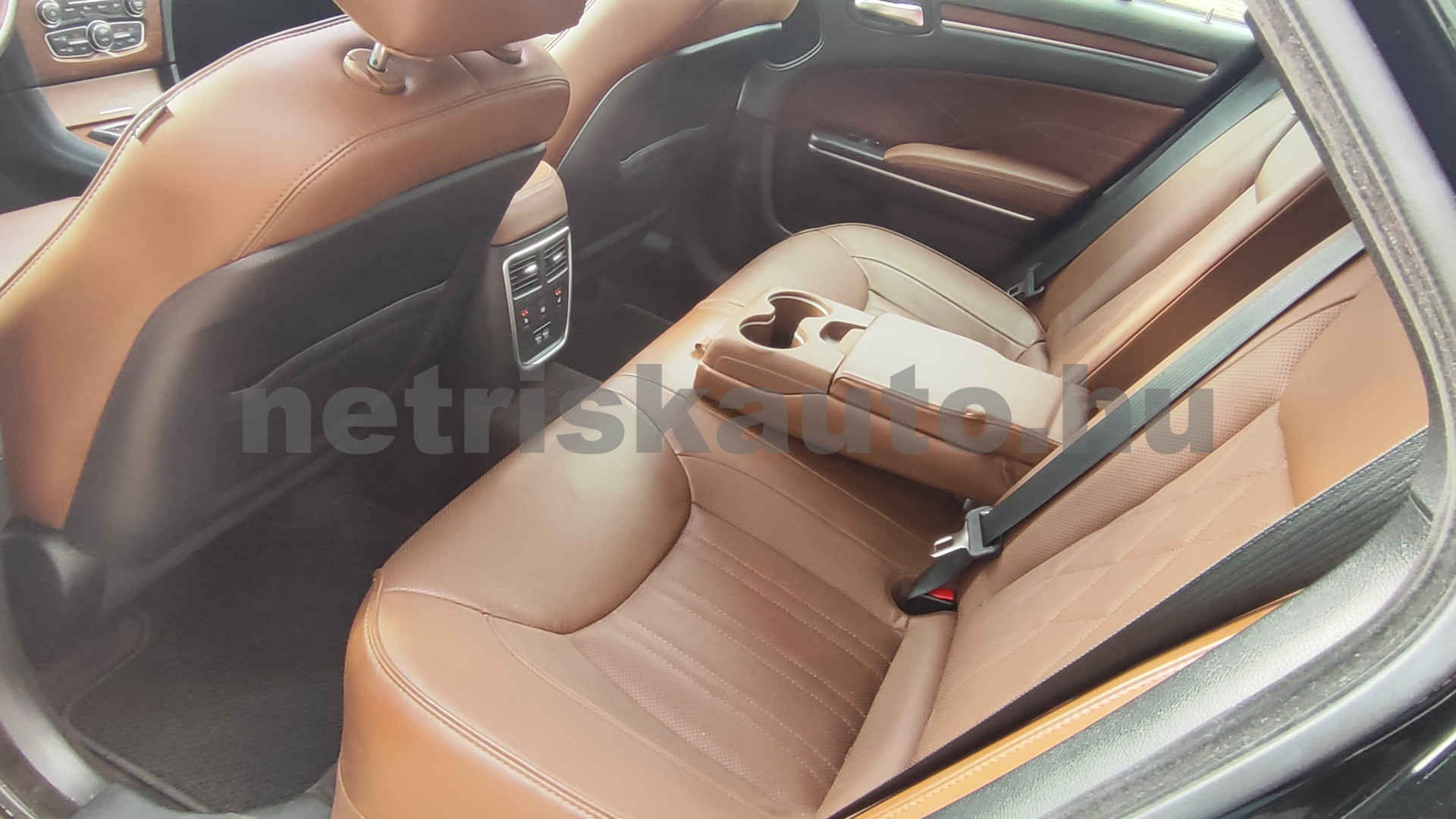 CHRYSLER 300 C személygépkocsi - 5654cm3 Benzin 121401 9/12