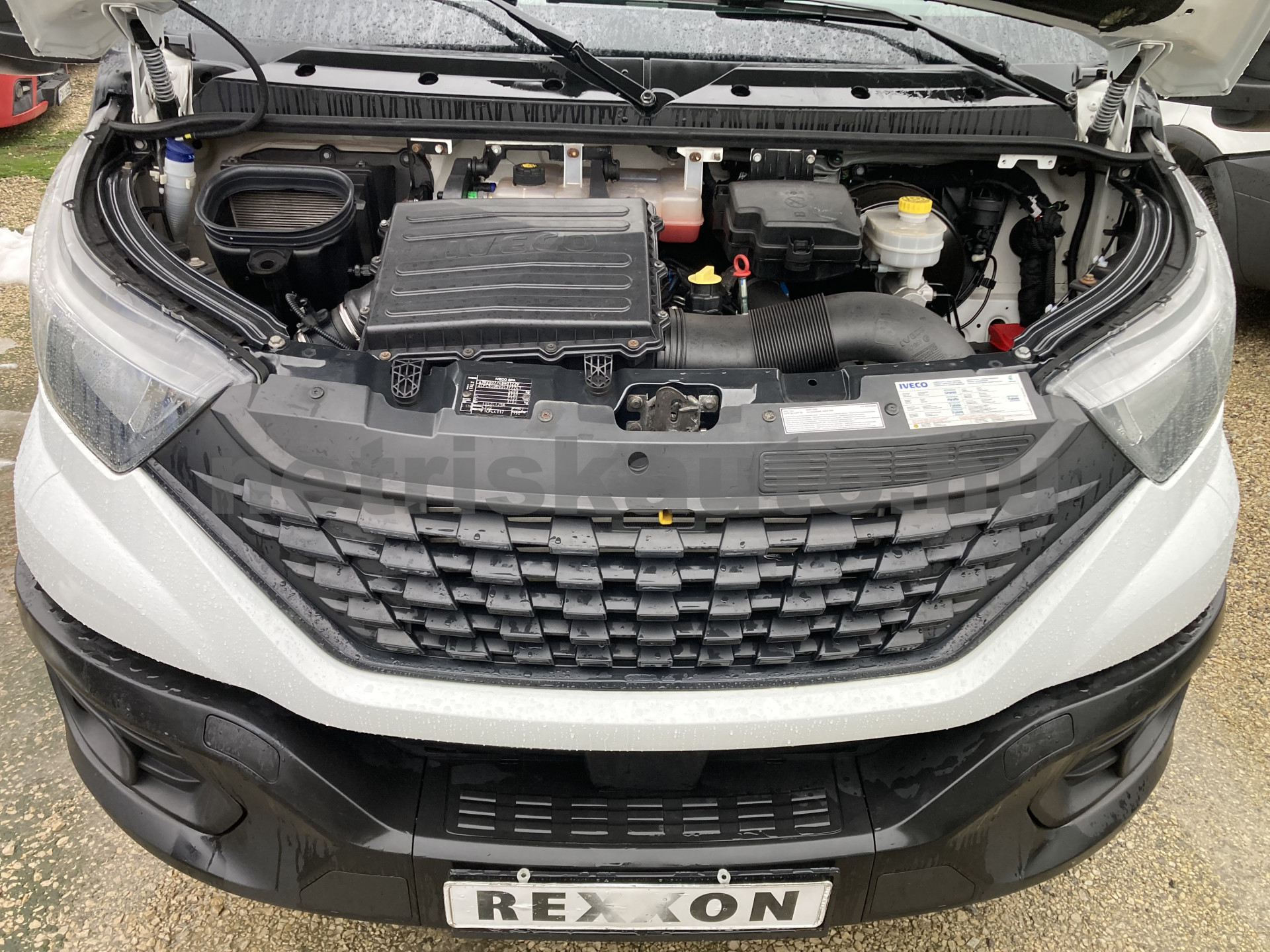 IVECO Egyéb tehergépkocsi 3,5t össztömegig - 2998cm3 Diesel 121379 5/8