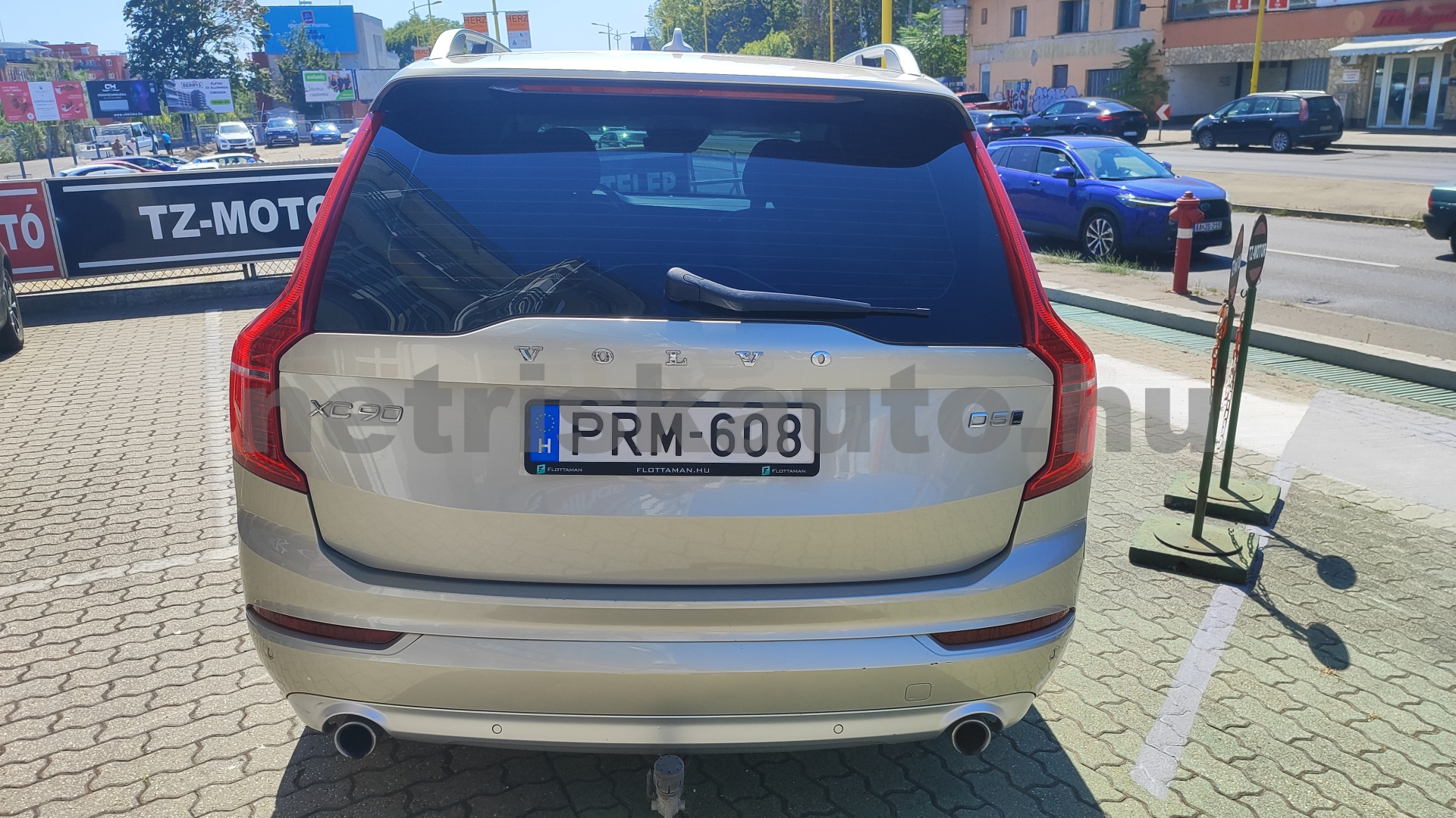 VOLVO XC90 2.0 [D5] Mom. Geartronic (7 sz.) személygépkocsi - 1969cm3 Diesel 121547 4/12