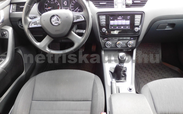 SKODA Octavia 1.4 TSI Elegance személygépkocsi - 1395cm3 Benzin 120188 6/12
