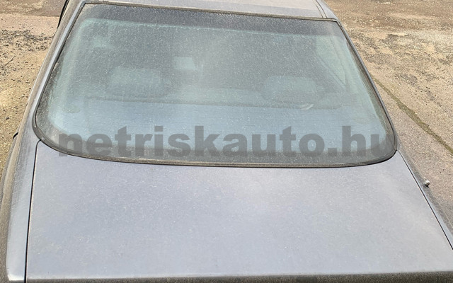 PEUGEOT 605 3.0 SR személygépkocsi - 2975cm3 Benzin 120102 10/12